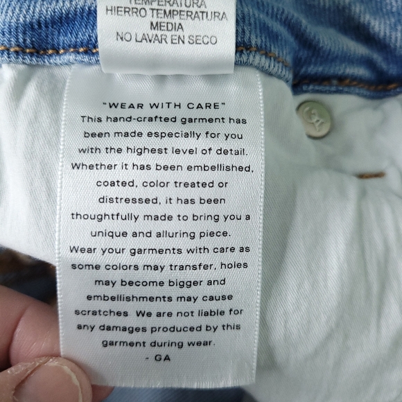 GOOD AMERICAN Women's Light Wash Raw Hem Straight Leg Jeans Size 4 - Picture 9 of 15